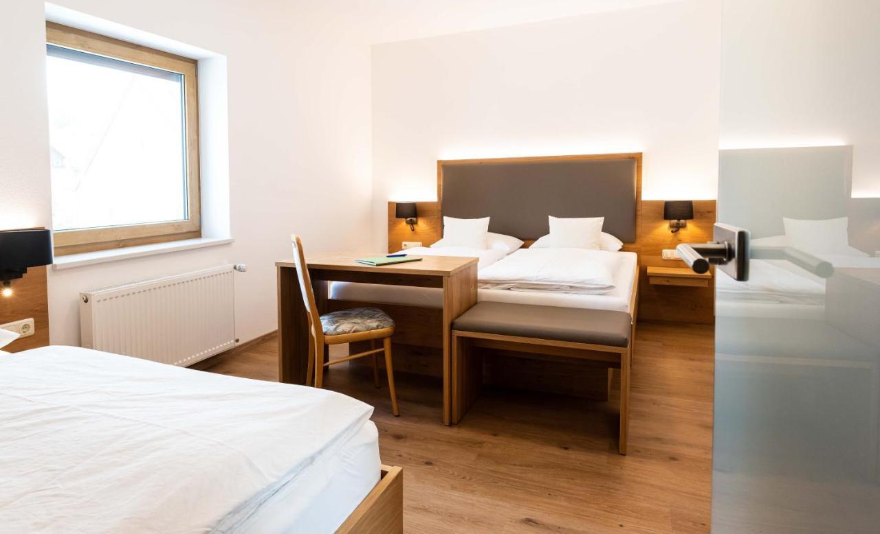 Hotel Gasthof Rosenwirt Au in der Hallertau Esterno foto
