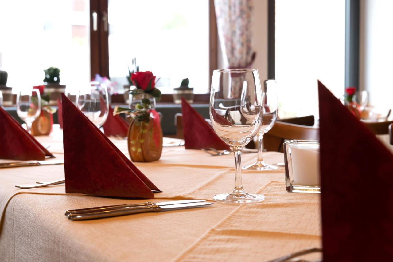 Hotel Gasthof Rosenwirt Au in der Hallertau Esterno foto