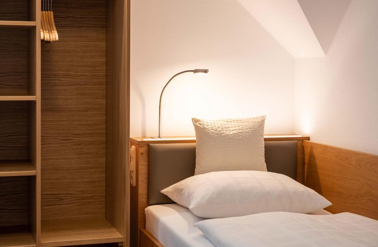 Hotel Gasthof Rosenwirt Au in der Hallertau Esterno foto